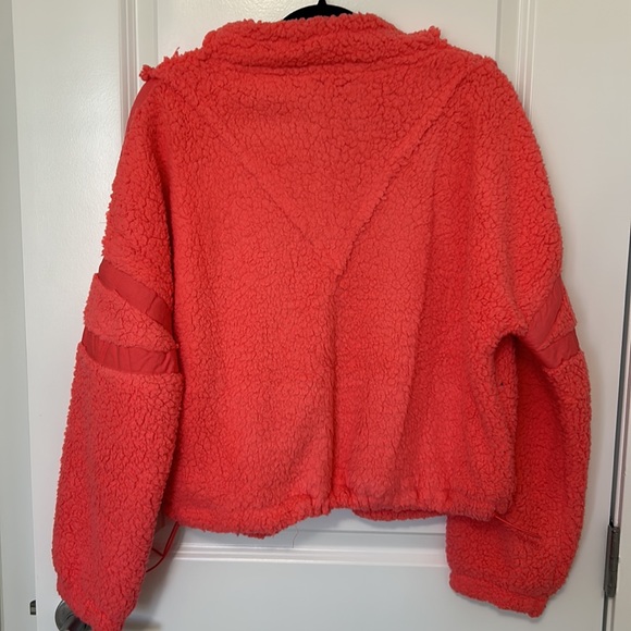 New Teddy 1/4 zip! - Picture 5 of 9